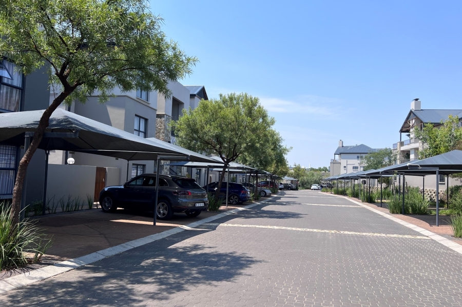 2 Bedroom Property for Sale in Waterfall Gauteng
