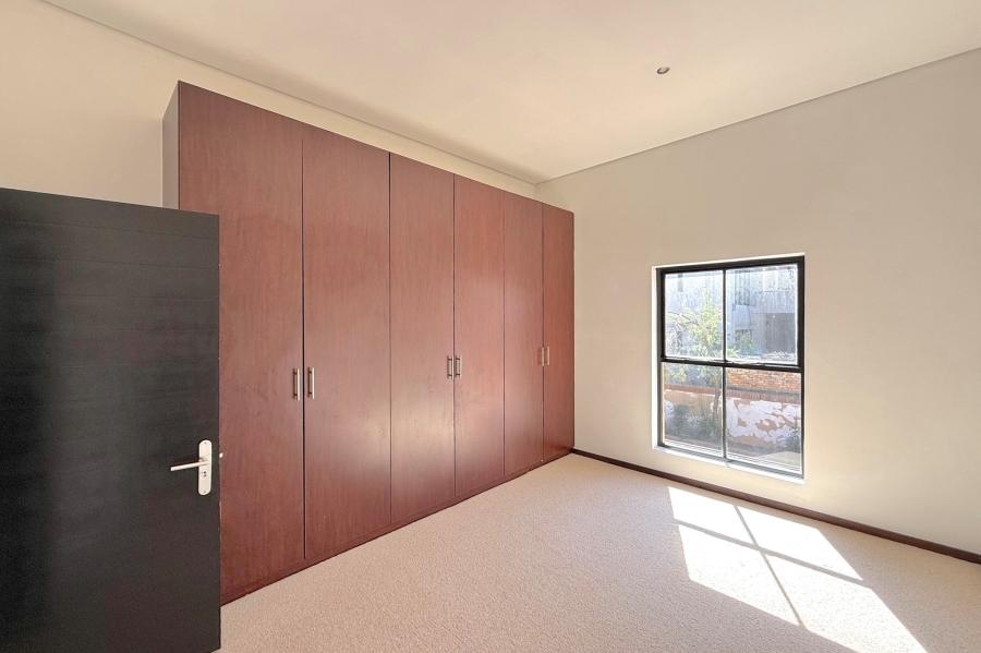 5 Bedroom Property for Sale in Dainfern Valley Gauteng