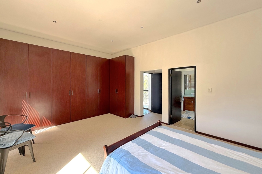 5 Bedroom Property for Sale in Dainfern Valley Gauteng