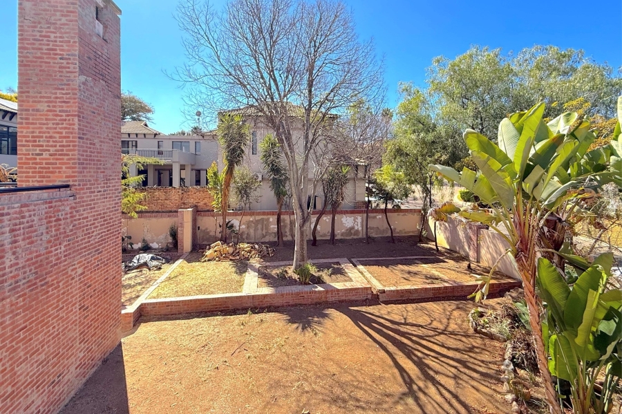 5 Bedroom Property for Sale in Dainfern Valley Gauteng