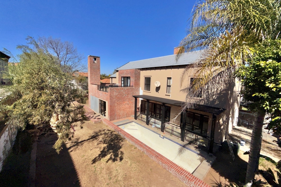 5 Bedroom Property for Sale in Dainfern Valley Gauteng