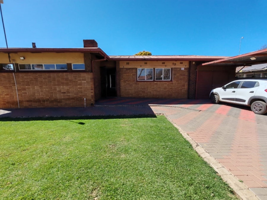 3 Bedroom Property for Sale in Vanderbijlpark CW 5 Gauteng