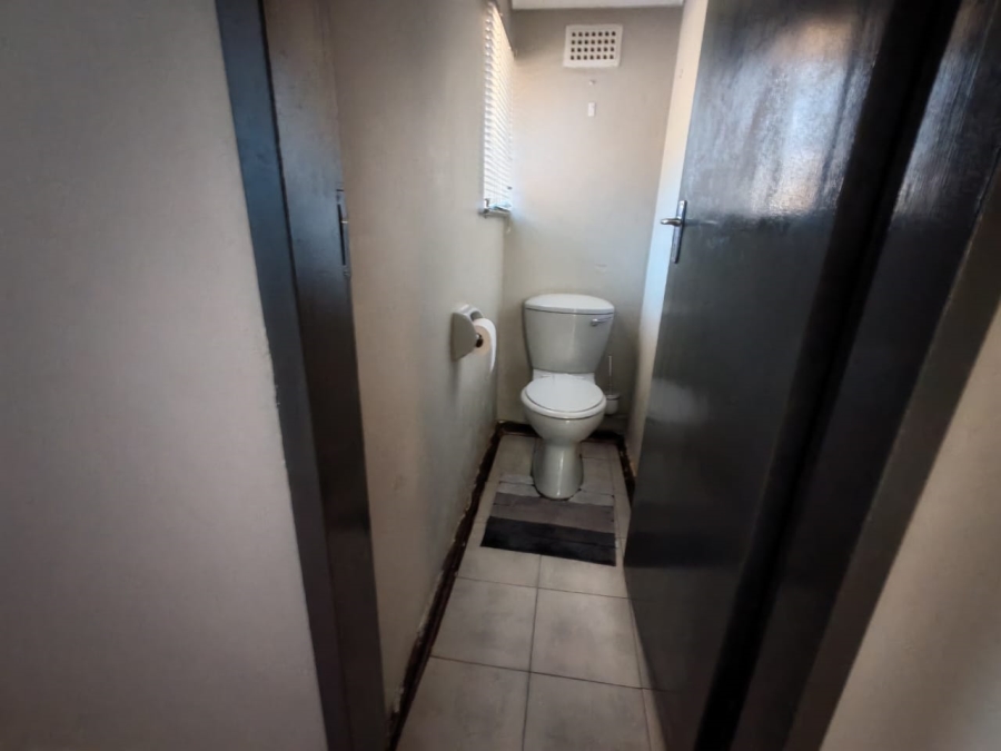 3 Bedroom Property for Sale in Vanderbijlpark CW 5 Gauteng