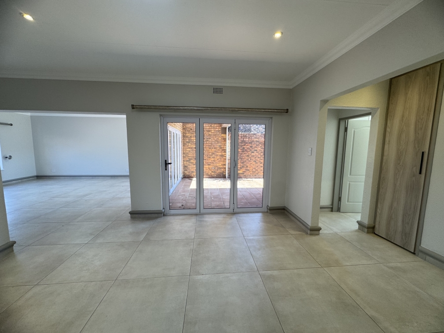 3 Bedroom Property for Sale in Northmead Gauteng