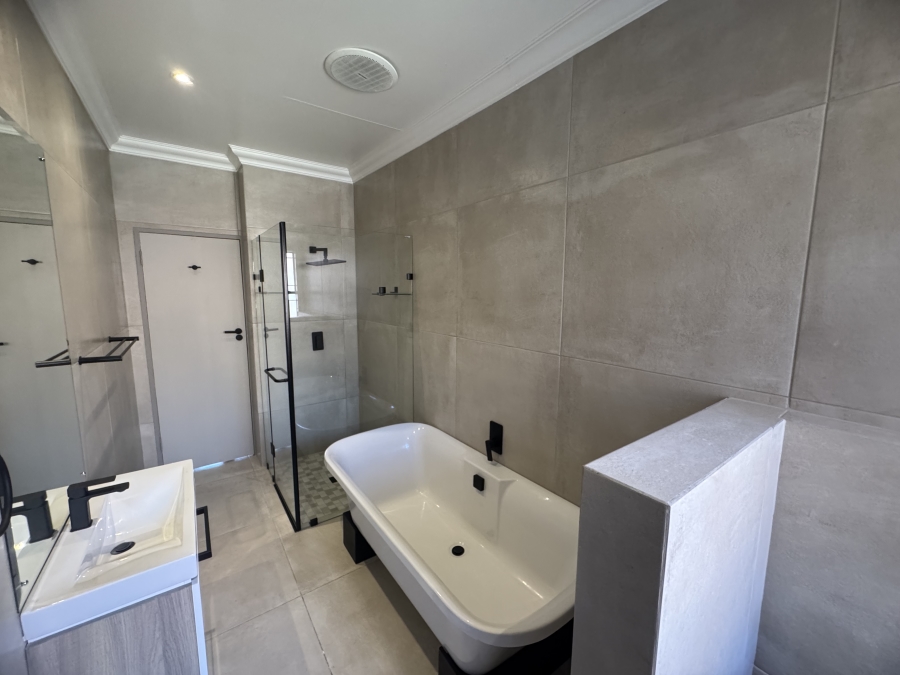 3 Bedroom Property for Sale in Northmead Gauteng