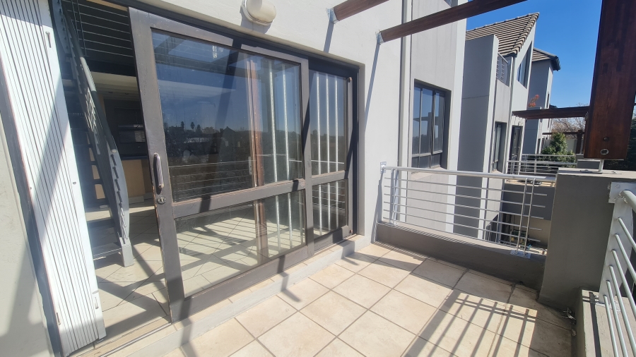 To Let 1 Bedroom Property for Rent in Sunninghill Gauteng
