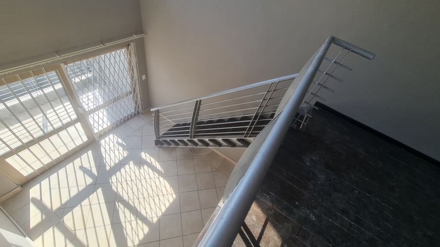 To Let 1 Bedroom Property for Rent in Sunninghill Gauteng