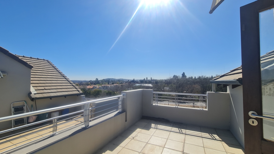 To Let 1 Bedroom Property for Rent in Sunninghill Gauteng