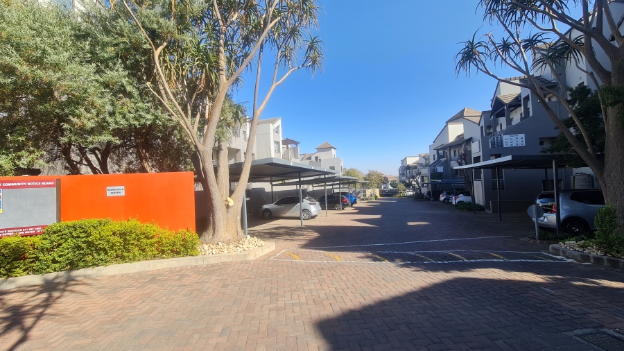 To Let 1 Bedroom Property for Rent in Sunninghill Gauteng