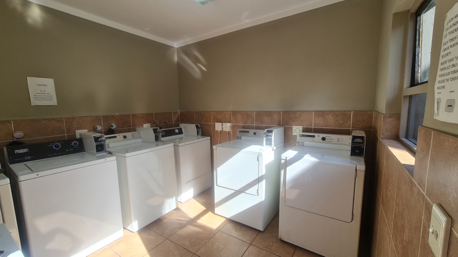 To Let 1 Bedroom Property for Rent in Sunninghill Gauteng