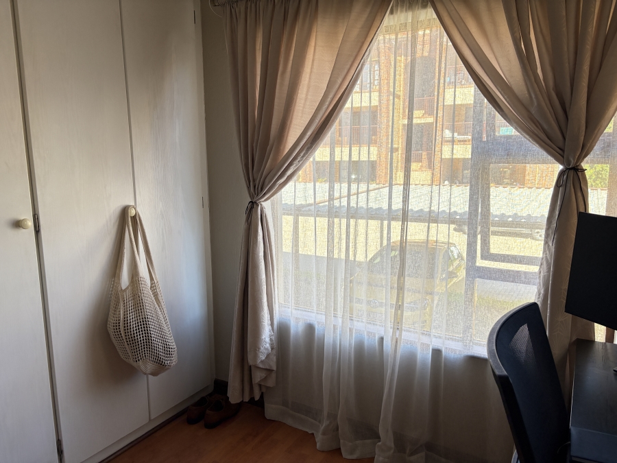 2 Bedroom Property for Sale in Honeydew Grove Gauteng