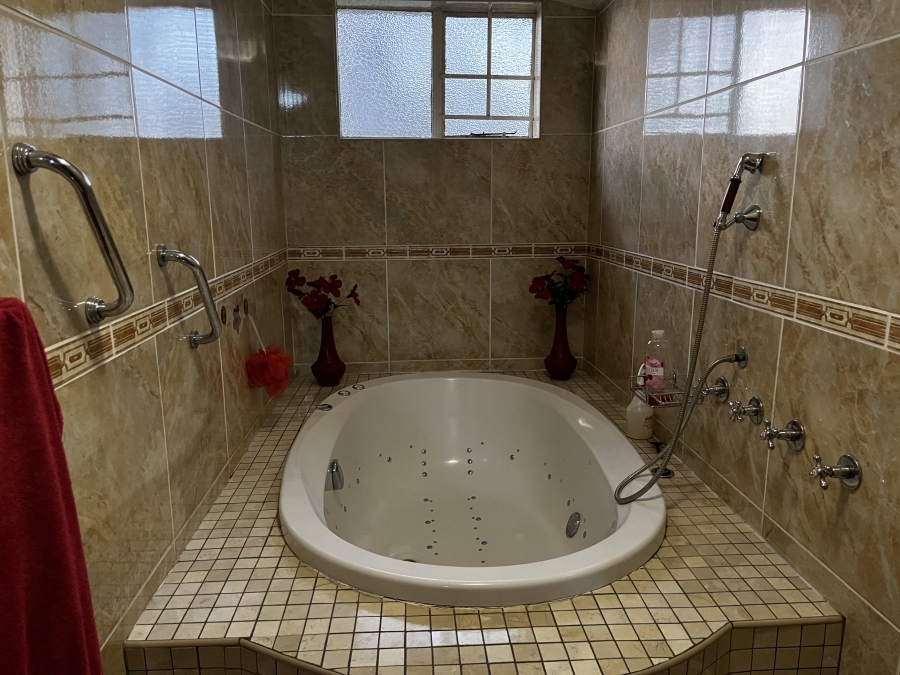3 Bedroom Property for Sale in Claremont Gauteng