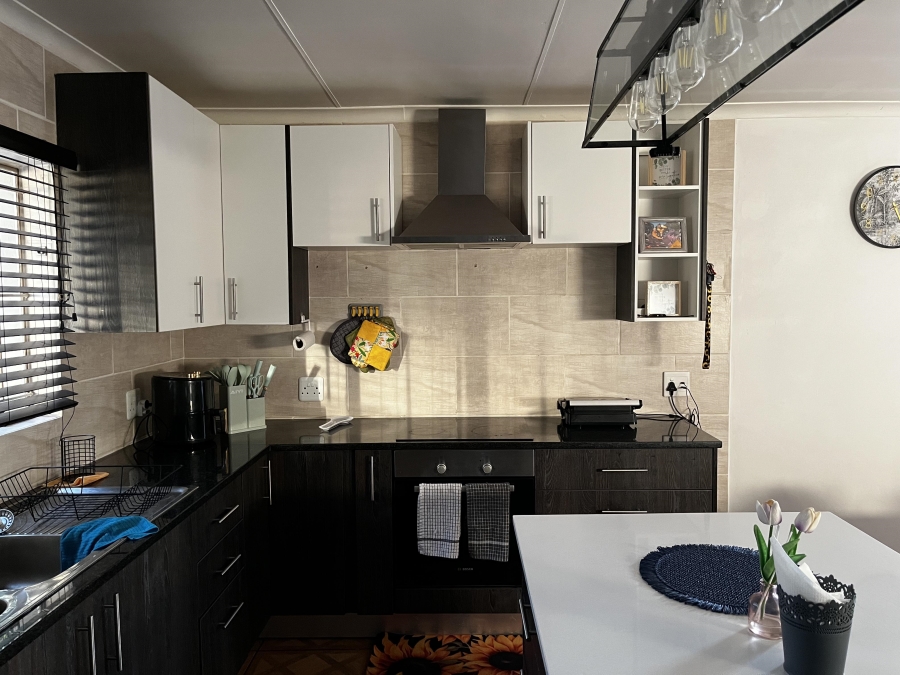3 Bedroom Property for Sale in Claremont Gauteng