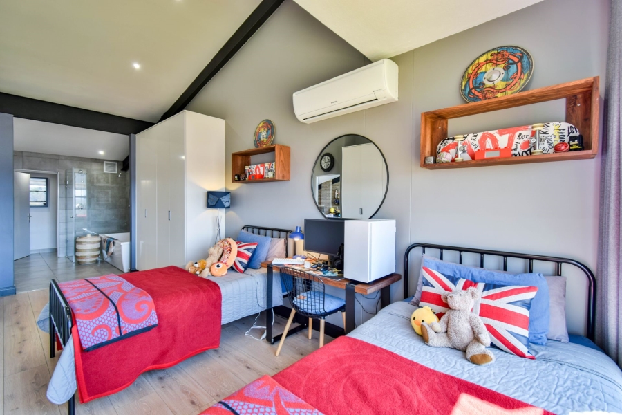 2 Bedroom Property for Sale in Midstream Estate Gauteng