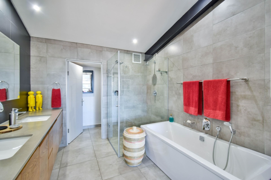 2 Bedroom Property for Sale in Midstream Estate Gauteng