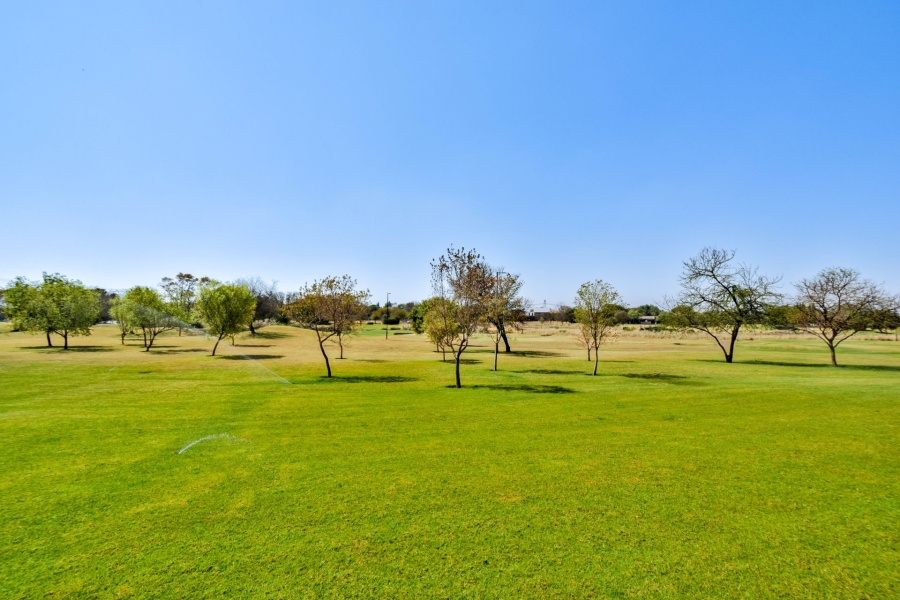 2 Bedroom Property for Sale in Midstream Estate Gauteng
