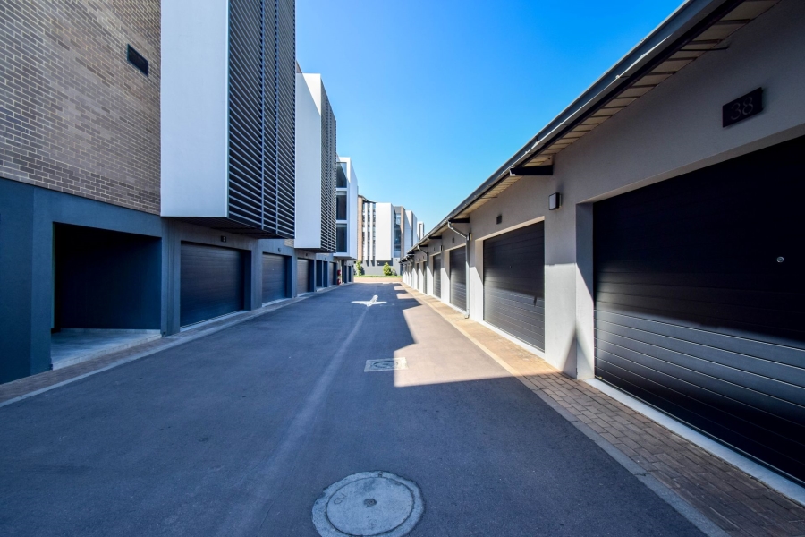 2 Bedroom Property for Sale in Midstream Estate Gauteng