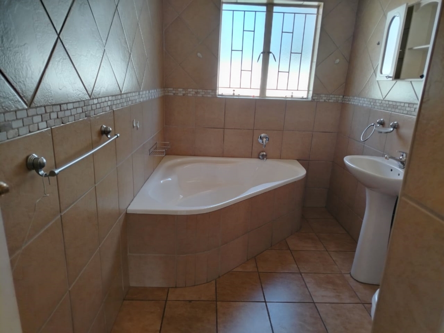 3 Bedroom Property for Sale in Duncanville Gauteng