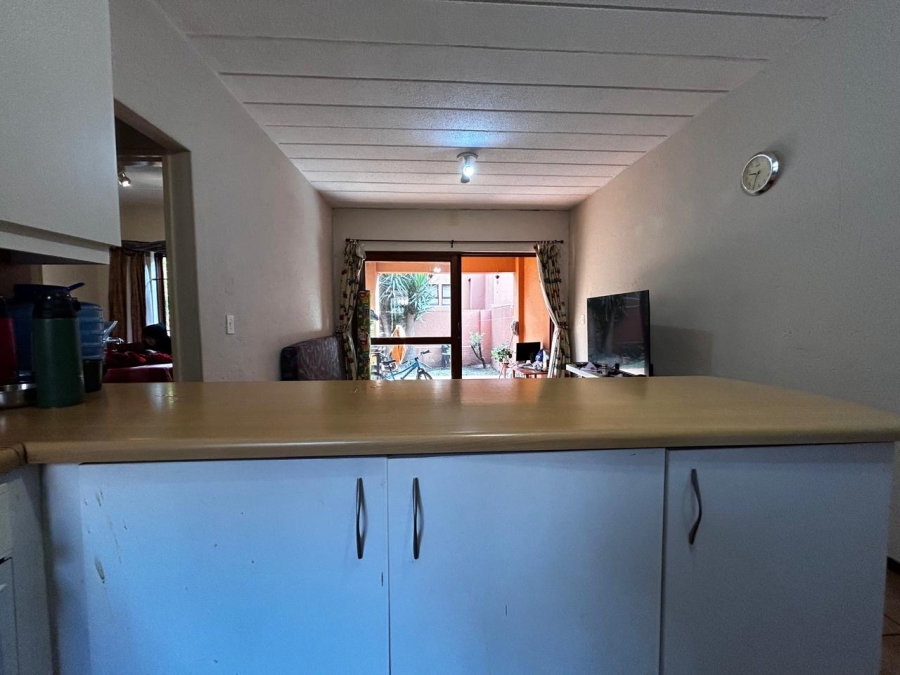 1 Bedroom Property for Sale in Sunninghill Gauteng