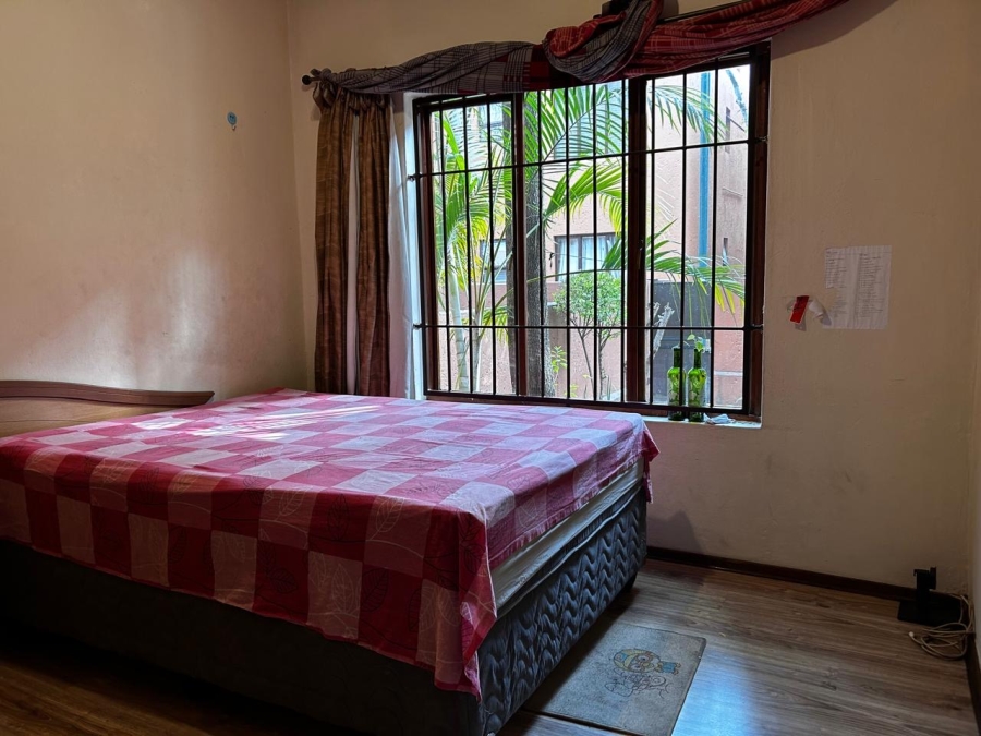 1 Bedroom Property for Sale in Sunninghill Gauteng