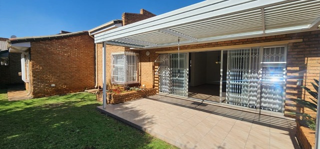 3 Bedroom Property for Sale in Vanderbijlpark SW 5 Gauteng