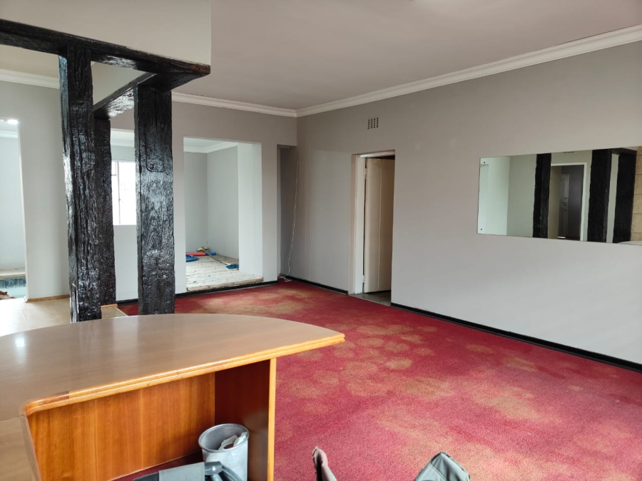 To Let 3 Bedroom Property for Rent in Risiville Gauteng