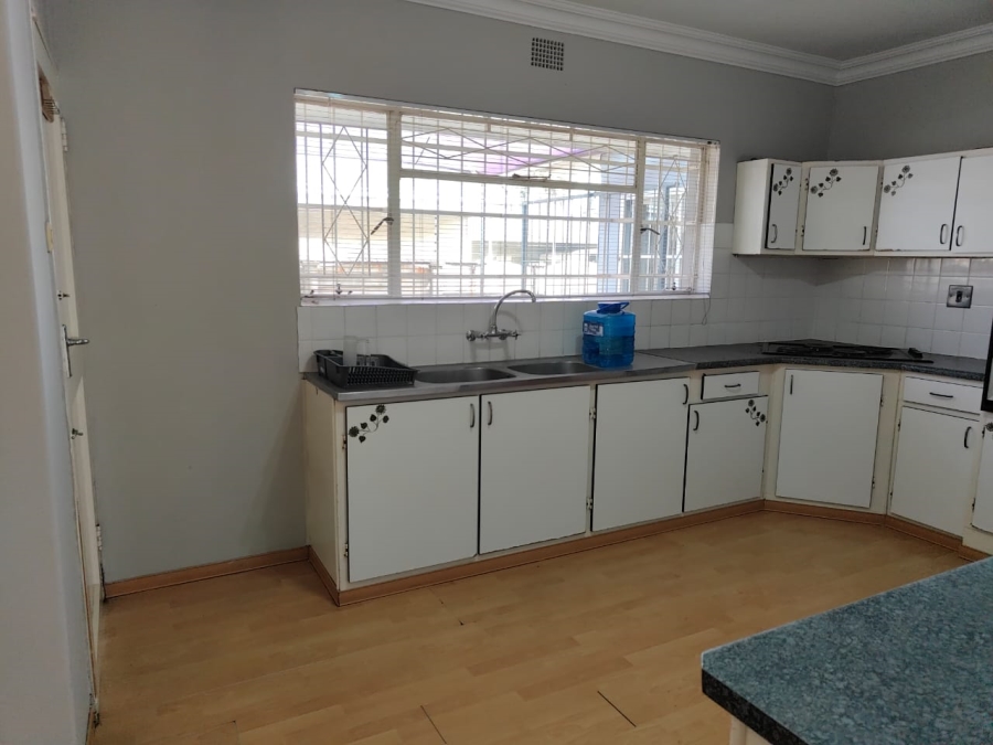 To Let 3 Bedroom Property for Rent in Risiville Gauteng