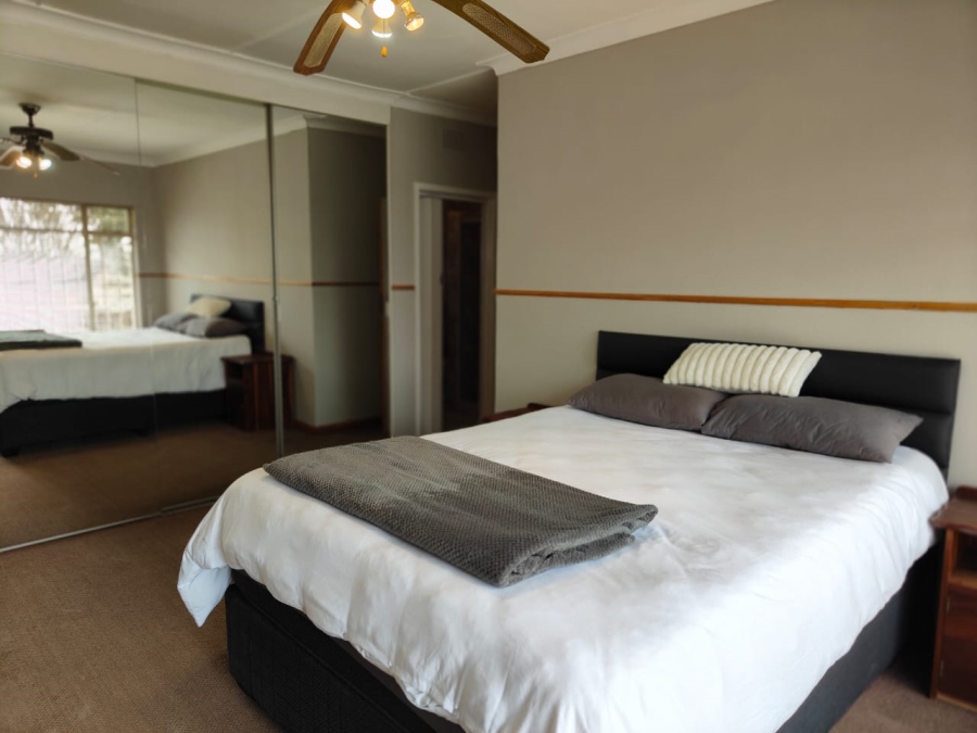 To Let 3 Bedroom Property for Rent in Risiville Gauteng