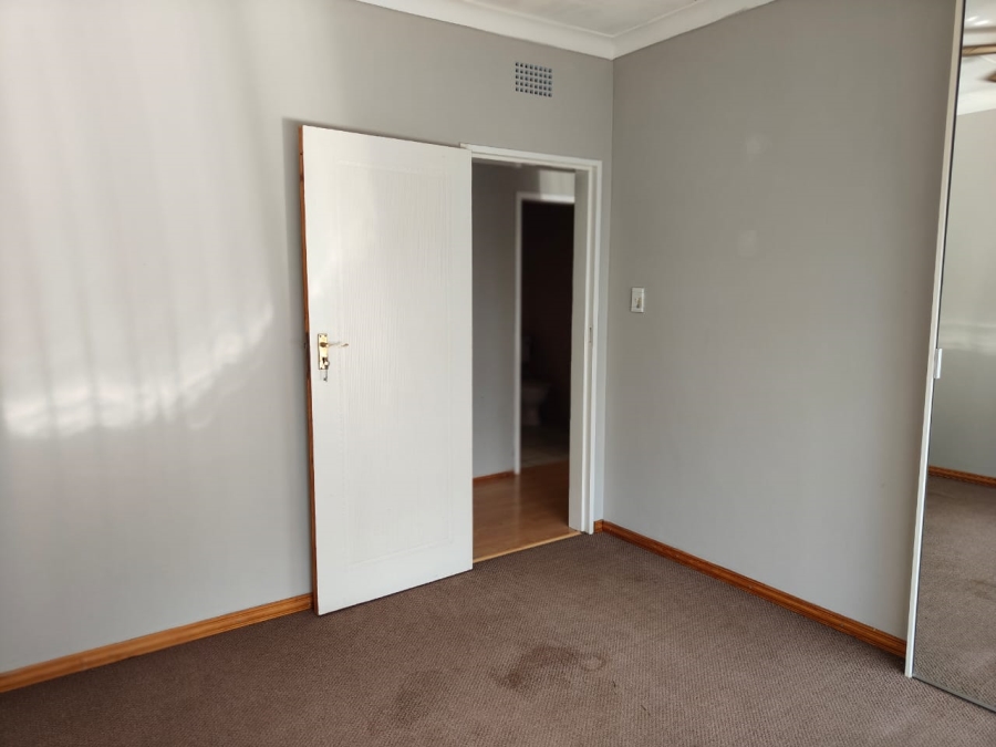 To Let 3 Bedroom Property for Rent in Risiville Gauteng