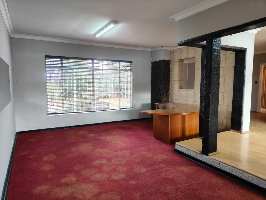 To Let 3 Bedroom Property for Rent in Risiville Gauteng