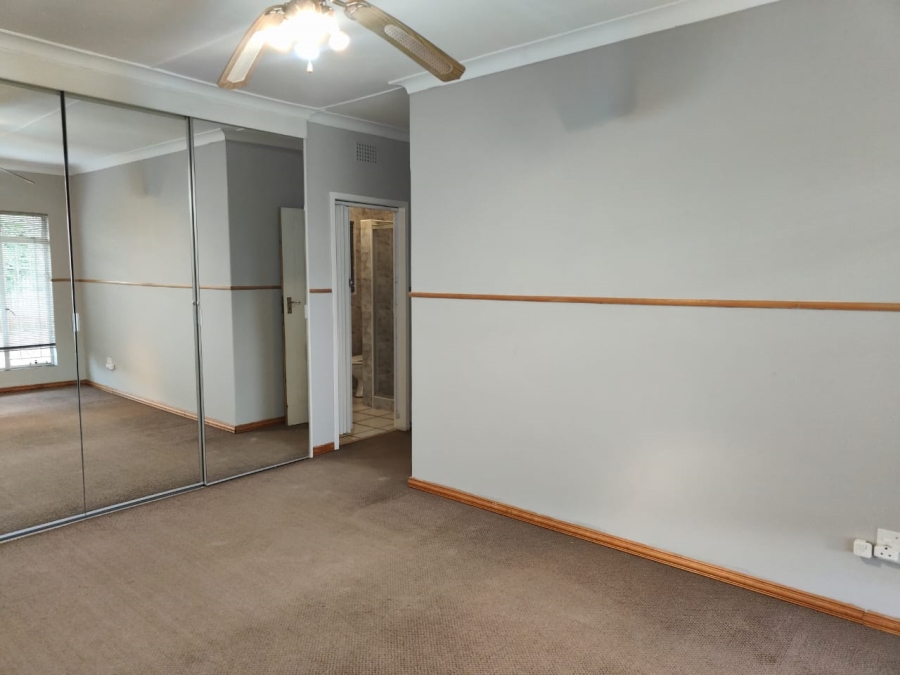 To Let 3 Bedroom Property for Rent in Risiville Gauteng