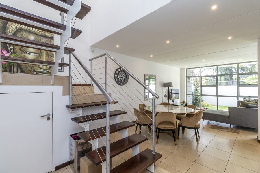 2 Bedroom Property for Sale in Bryanston Gauteng