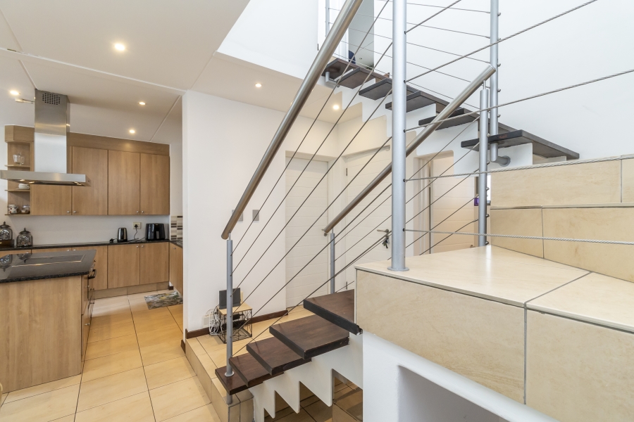 2 Bedroom Property for Sale in Bryanston Gauteng