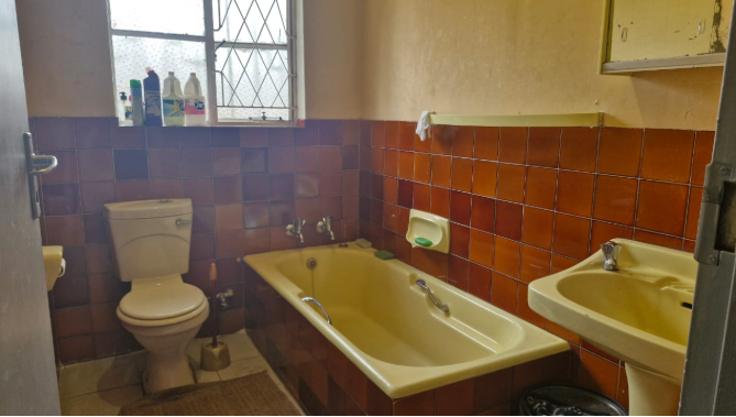 4 Bedroom Property for Sale in Rondebult Gauteng
