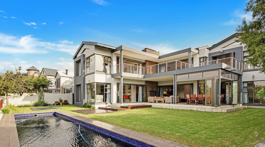 5 Bedroom Property for Sale in Waterfall Country Estate Gauteng