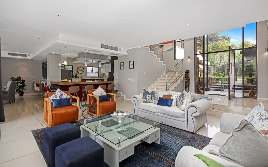 5 Bedroom Property for Sale in Waterfall Country Estate Gauteng