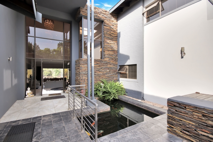 5 Bedroom Property for Sale in Waterfall Country Estate Gauteng