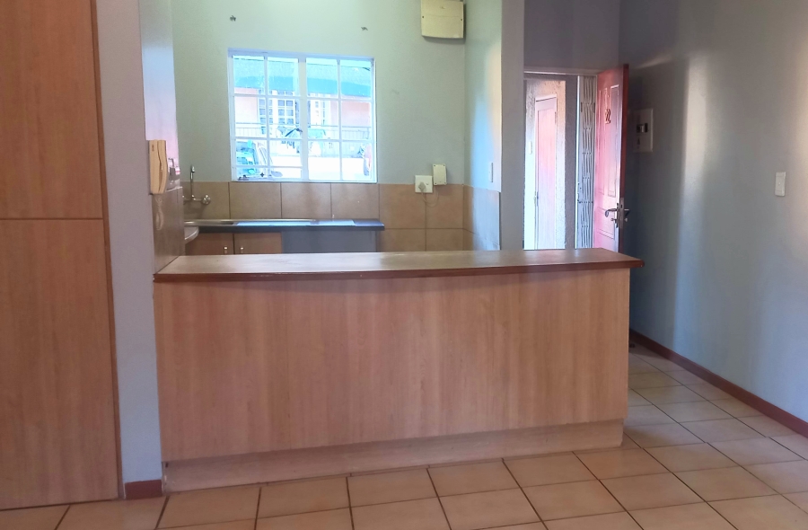 To Let 2 Bedroom Property for Rent in Ferndale Gauteng