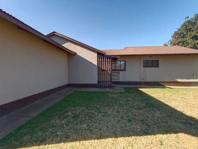 3 Bedroom Property for Sale in Vanderbijlpark CE 4 Gauteng
