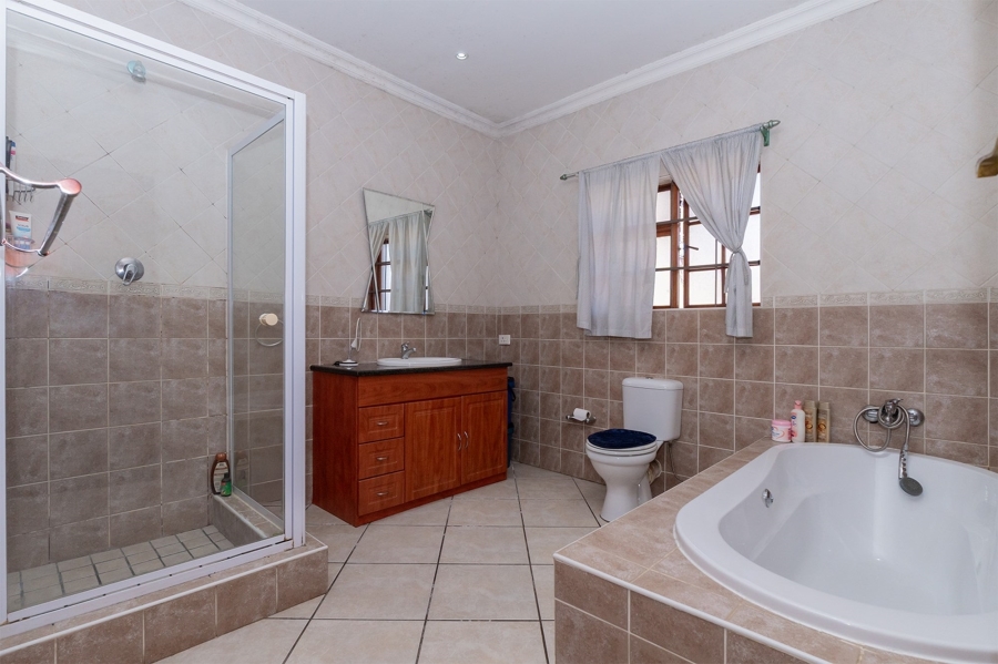 4 Bedroom Property for Sale in Solheim Gauteng