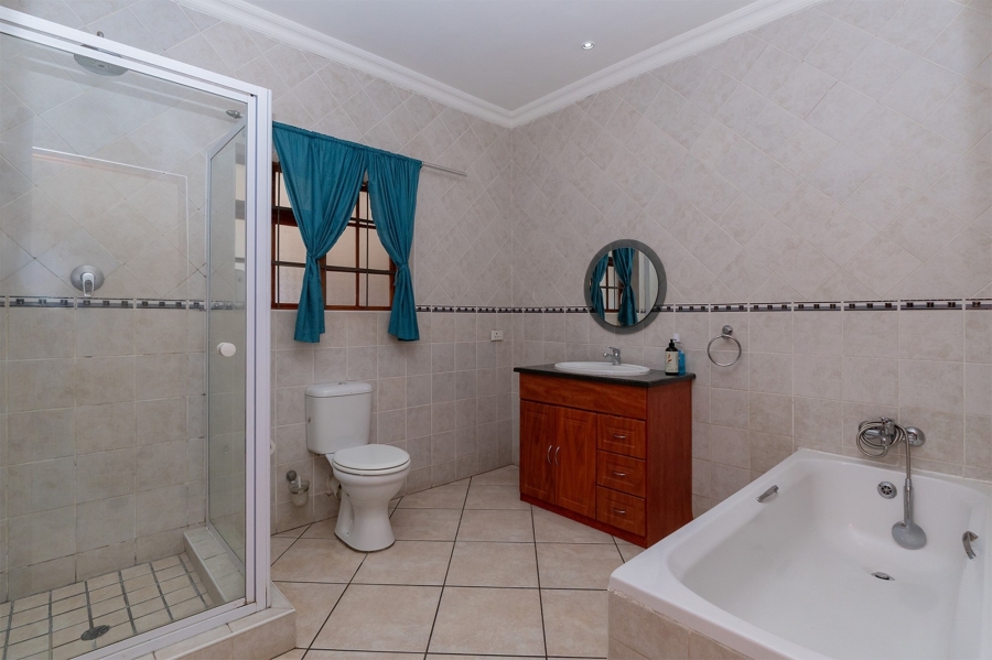 4 Bedroom Property for Sale in Solheim Gauteng