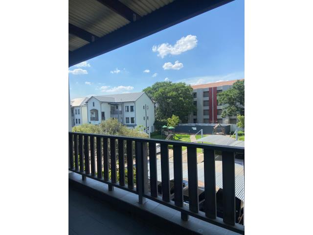 To Let 1 Bedroom Property for Rent in Fourways Gauteng