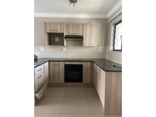 To Let 1 Bedroom Property for Rent in Fourways Gauteng