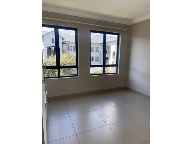 To Let 1 Bedroom Property for Rent in Fourways Gauteng