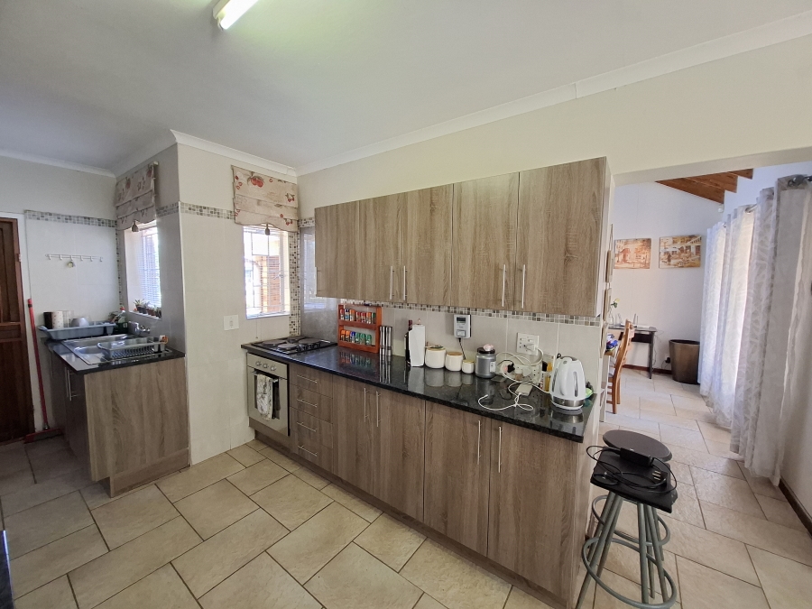 To Let 3 Bedroom Property for Rent in Faerie Glen Gauteng