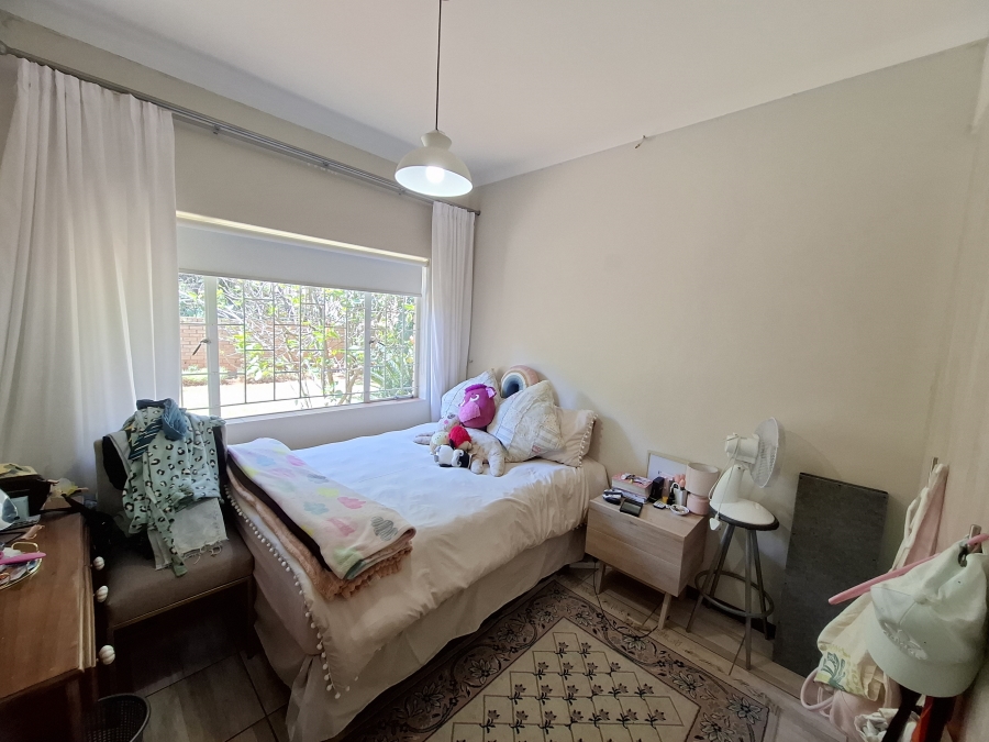 To Let 3 Bedroom Property for Rent in Faerie Glen Gauteng