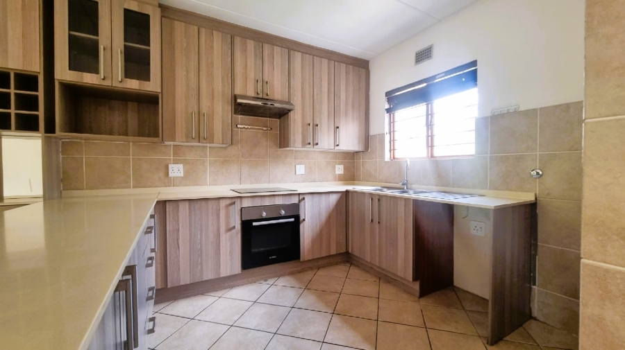 To Let 3 Bedroom Property for Rent in Paulshof Gauteng