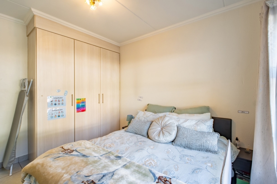 2 Bedroom Property for Sale in Beverley Gauteng