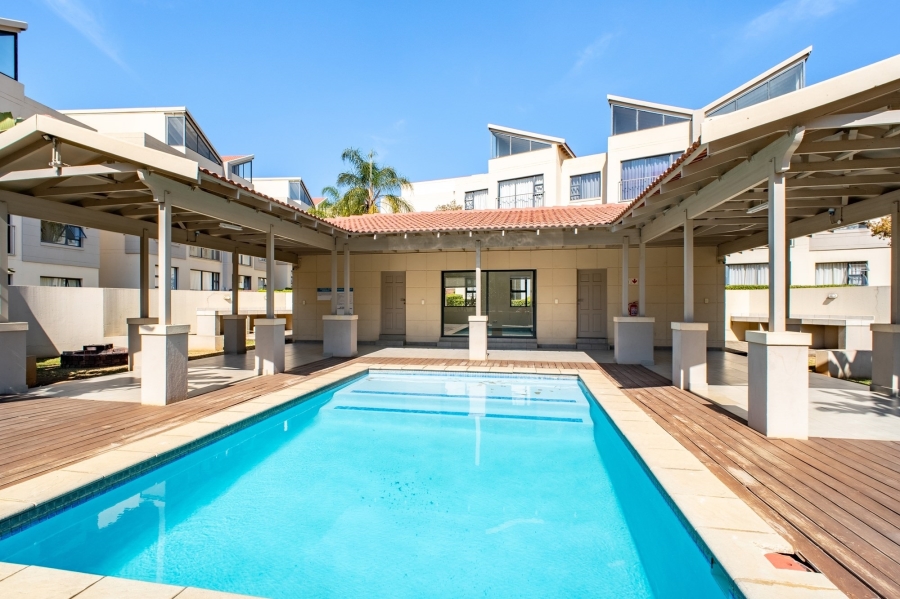 2 Bedroom Property for Sale in Beverley Gauteng
