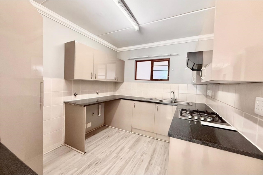 2 Bedroom Property for Sale in Broadacres Gauteng